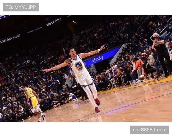 乔丹·普尔无球跑动助勇士拉开空间效率显著提升